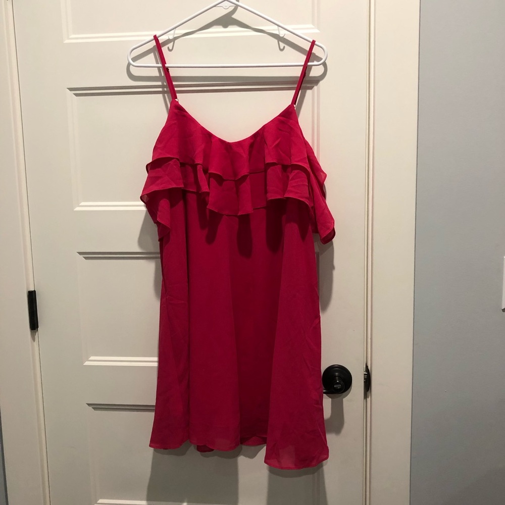 Off The Shoulder Ruffle Dress - Picture 4 of 4